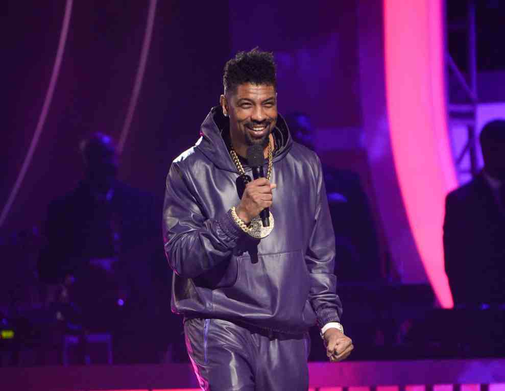LAS VEGAS, NEVADA - NOVEMBER 13: Deon Cole speaks onstage during the 2022 Soul Train Awards at the Orleans Arena on November 13, 2022 in Las Vegas, Nevada.