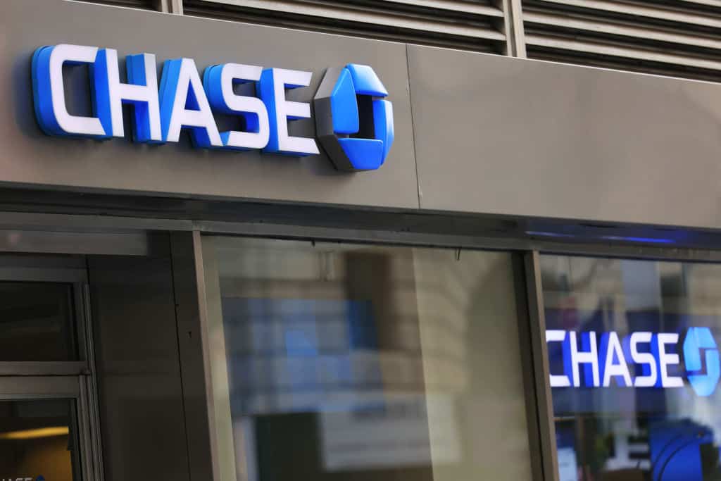 Three Men Get Away With $300K In Front Of Chase Bank In Brooklyn