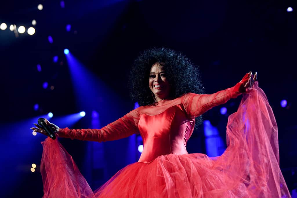 SURPRISE! Diana Ross Sings Happy Birthday To Beyoncé