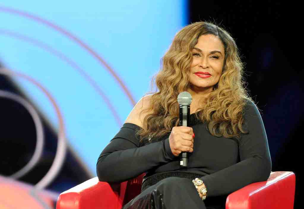 Tina Knowles Apologizes For ‘Disrespecting’ Janet Jackson