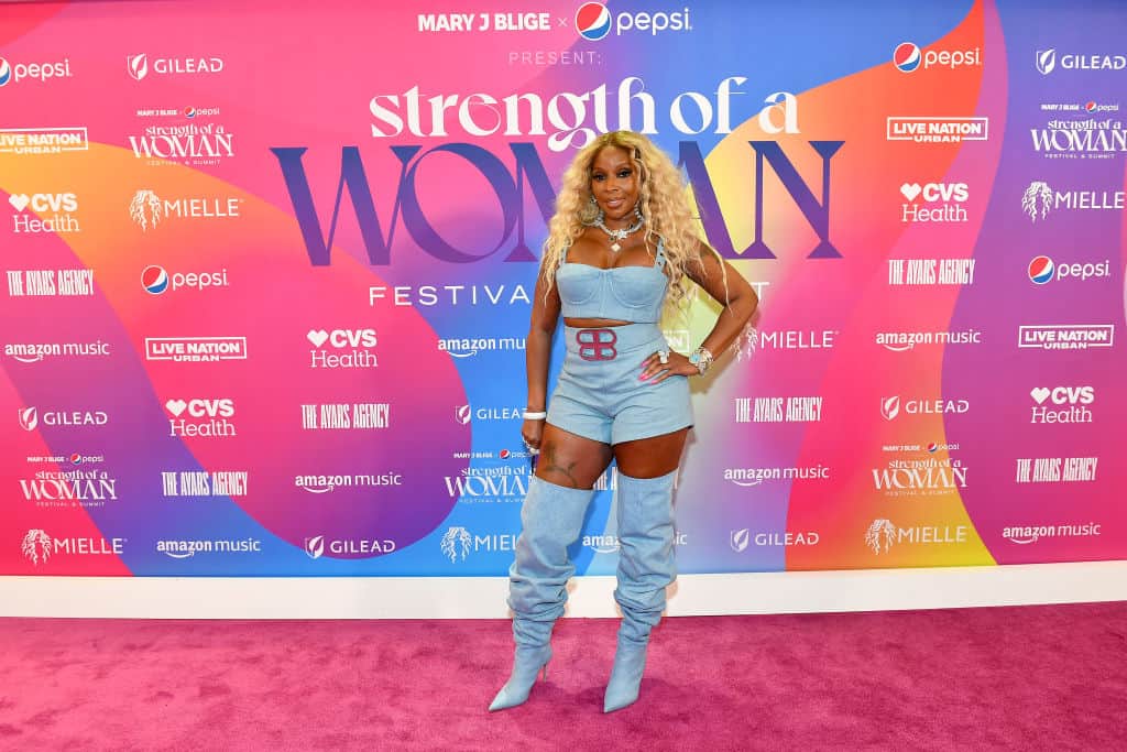 Mary J. Blige Gives New Scholarship To Hampton University