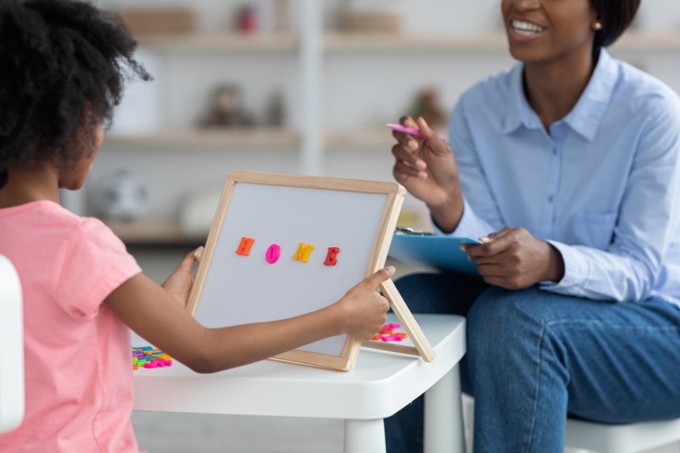 Pre-K Teacher Combs Out Students Locs Without Parent's Permission