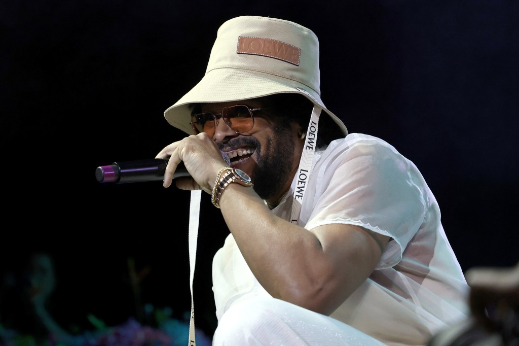 Maxwell’s Fans Are Feeling ‘Fortunate’ For His Tiny Desk Concert