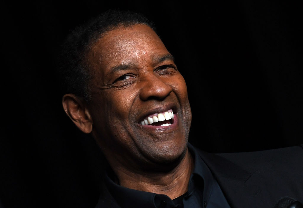 Denzel Washington Seen Going Off On Fans And Paparazzi