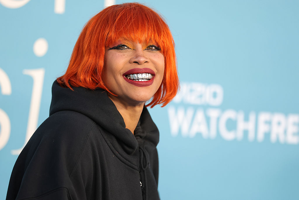 Erykah Badu Mocks BBL Culture With Her Recent Outfit