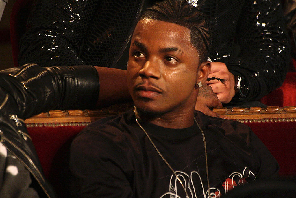 Brian Andrews Of Day 26 Arrested On Felony Robbery Warrants