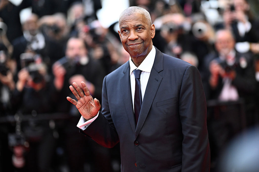 Denzel Washington Gets Into A Heated Exchange With A Cameraman