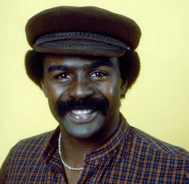 CIRCA 1980: (L-R) R and B singer Walter Scott of the R and B band "The Whispers" poses for a portrait in circa 1980.