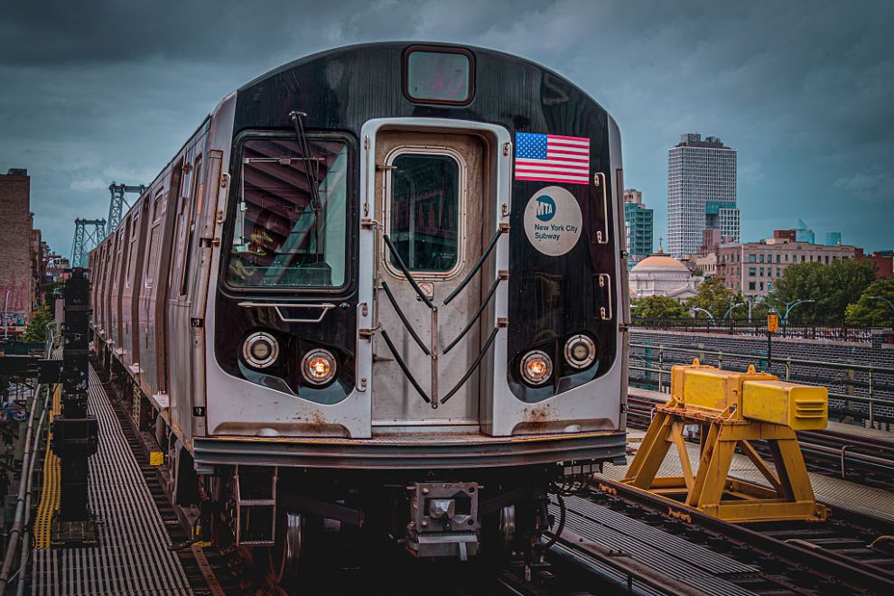 MANHATTAN, NEW YORK, UNITED STATES - 2025/04/06: A train seen arriving at a subway station in Manhattan.